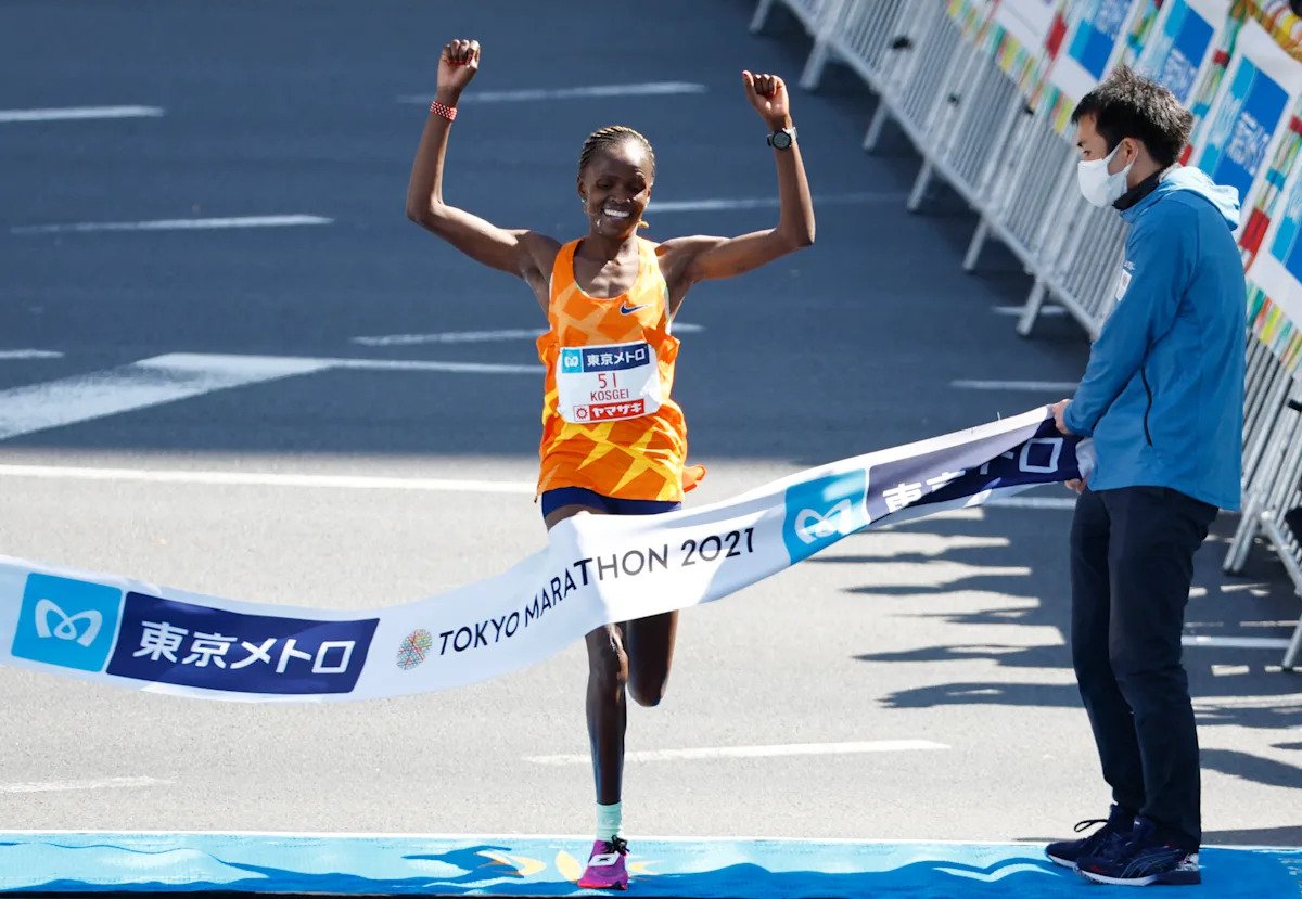 Maratón de Tokio 2026: Brigid Kosgei establece un récord en la carrera femenina, Tadese Takele gana la carrera masculina por segundo año consecutivo