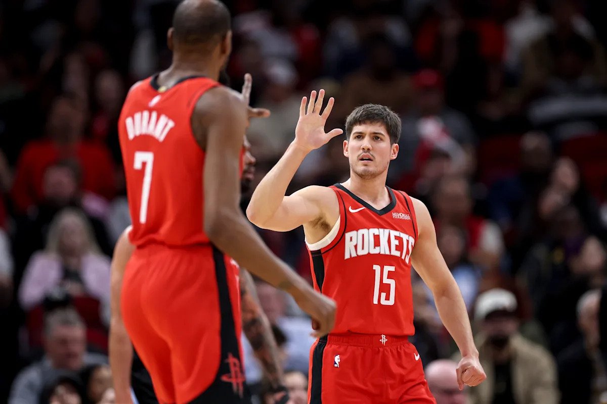 ¿Reed Sheppard se convertirá en una estrella para los Rockets?