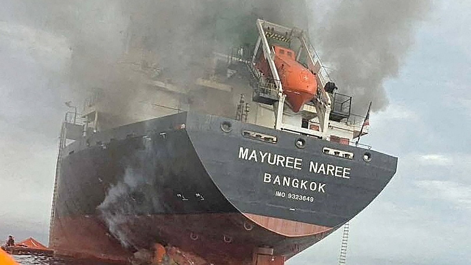 ¿Podría una economía global dependiente de la energía renovable experimentar menos guerras? Los expertos explican