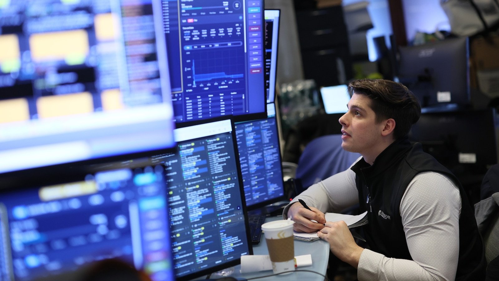 El Dow Jones cae 650 puntos mientras la guerra de Irán dispara los precios del petróleo