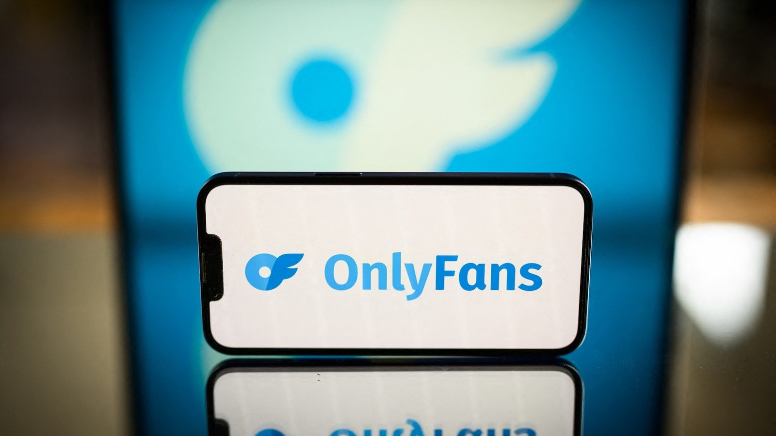 El propietario de OnlyFans, Leo Radvinsky, murió después de luchar contra el cáncer, dice la compañía