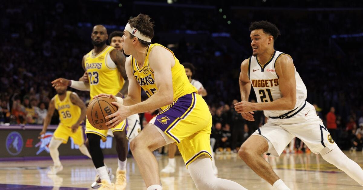 Cómo Austin Reaves anotó un tiro libre perfecto para los Lakers