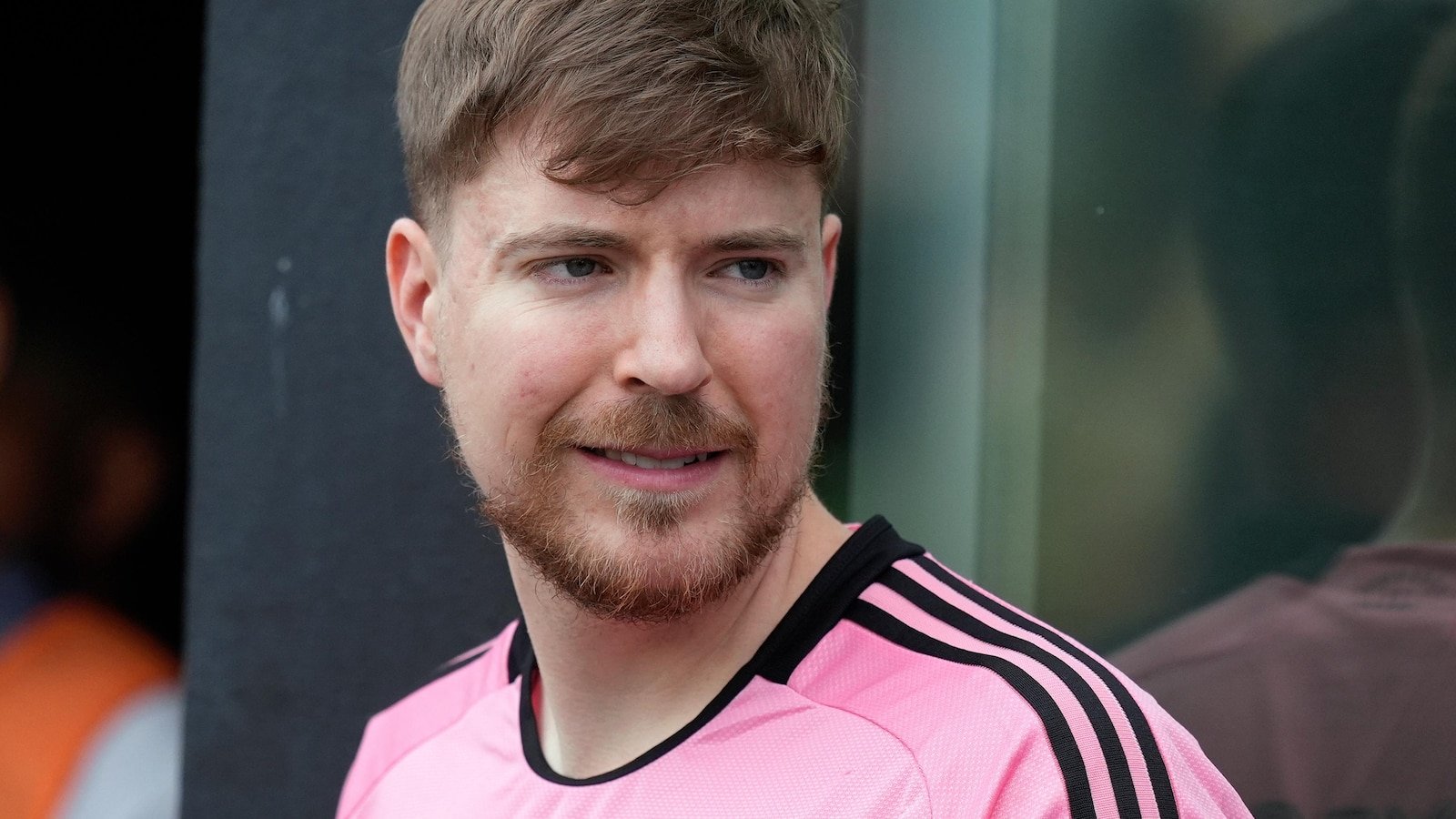 La empresa MrBeast despidió al editor de vídeo después de que Kalshi acusara a un empleado de uso de información privilegiada