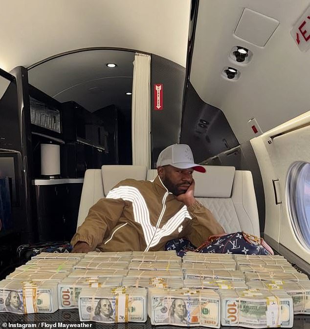 Floyd Mayweather está siendo demandado OTRA VEZ por facturas impagas mientras el ícono del boxeo, que ganó mil millones de dólares en su carrera, vuelve a poner su mirada en el ring.