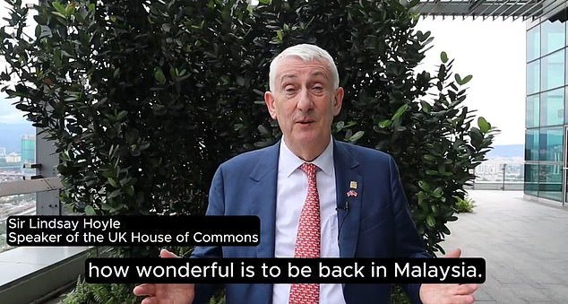 Sir Lindsay Hoyle cobró a los contribuyentes £40.000 por viajes a Canadá y Sudáfrica el año pasado, de los cuales £1.803 se destinaron a comidas y hoteles.