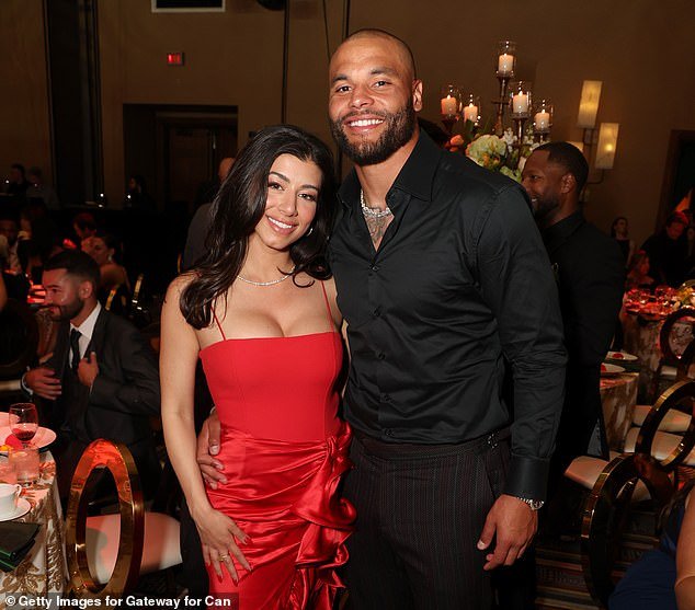 Dak Prescott es un ‘desastre emocional y de llanto’: después de que su ex prometida no logra sobrevivir a la boda, sus amigos hablan sobre un nuevo drama desesperado que los preocupa