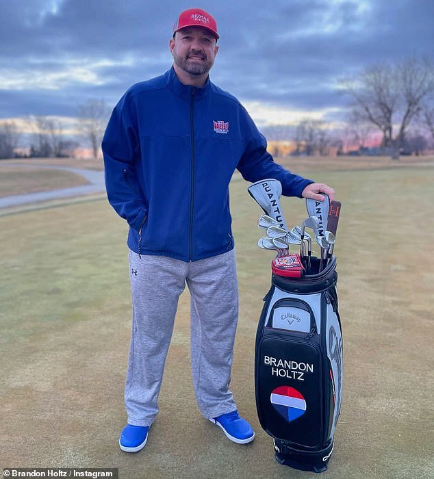 Jugué baloncesto universitario antes de convertirme en agente de bienes raíces… ahora jugaré en el Masters esta semana y estoy listo para sorprender al mundo.