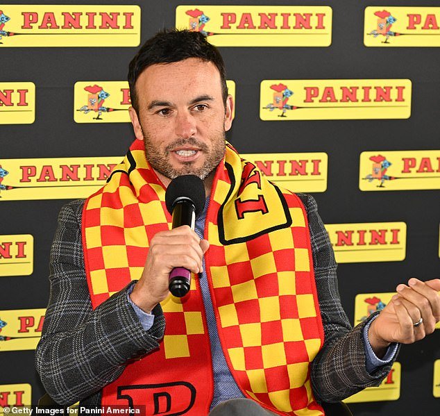 Landon Donovan critica los “brutales” problemas de Estados Unidos antes de la Copa del Mundo en casa… y revela cómo se “enamoró” de la poco conocida selección de Inglaterra