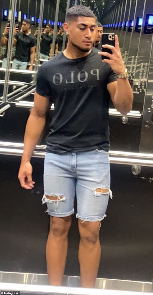 El entrenador de la NRL se queja después de que la policía arrestara a una de sus estrellas en un choque en un club nocturno a las 3 a.m.