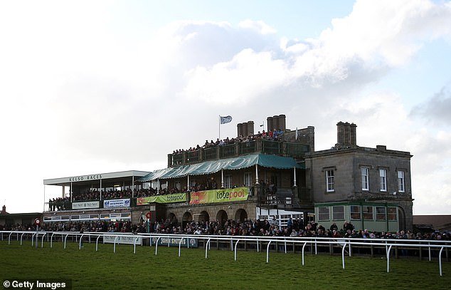 El partido de perdedores 300-1 es el ganador con mayores probabilidades en la historia de las carreras británicas, apenas unos meses después de que cayera el récord de 36 años.