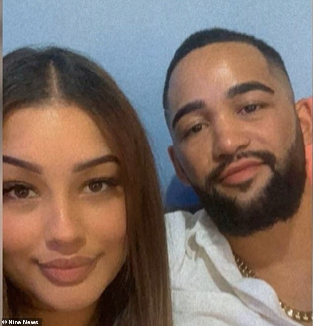 El conductor que se dio a la fuga lo insulta antes de girar bruscamente y atropellar al desprevenido padre de cuatro hijos.