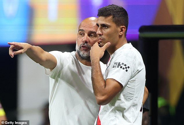 Pep Guardiola revela la postura del Manchester City sobre Rodri después de que la estrella insinuara que está interesado en un traspaso espectacular al Real Madrid, cuando le queda poco más de un año de contrato.