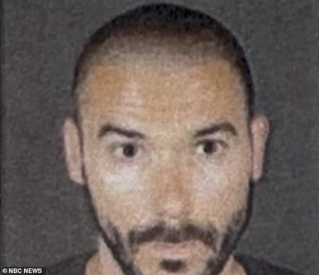 El ‘ladrón con más buen gusto’ de Los Ángeles arrebata un sofá de 58.000 dólares y roba 15.000 dólares en etiquetas de diseñador de un influencer de la moda