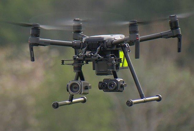 La policía recluta un ejército de drones para combatir el auge de los matones del fútbol