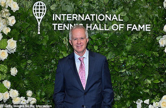 El analista de tenis de ESPN, de 59 años, sugiere que vencería “fácilmente” a la número uno del mundo femenino, Aryna Sabalenka.