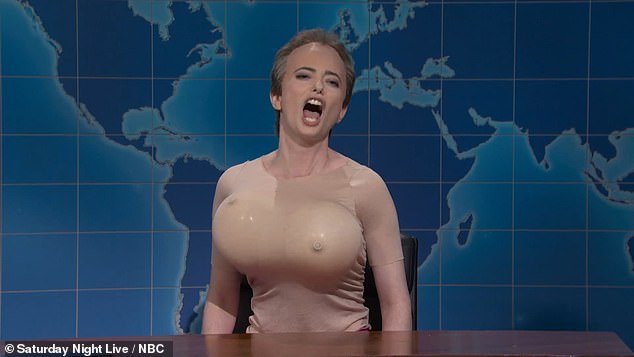 SNL ataca al marido de Kristi Noem y a sus ‘cachorros’ torcidos en un sketch brutal después de que el Daily Mail revelara secretos fetichistas