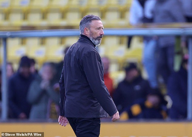 El jefe de los Hearts, Derek McInnes, critica la defensa “inexplicable” de su equipo tras el revés por el título
