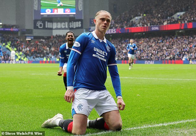 Aasgaard finalmente muestra lo que puede hacer cuando el noruego llega justo a tiempo para la pelea por el título.