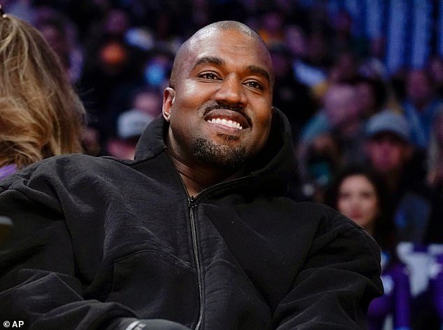 El Tottenham se negó a dejar actuar a Kanye West en su estadio antes de presentar al rapero “antisemita” como cabeza de cartel del Wireless Festival