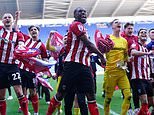 El equipo de EFL se convierte en el primero en conseguir el ascenso y regresar a la Championship tras 65 años de ausencia