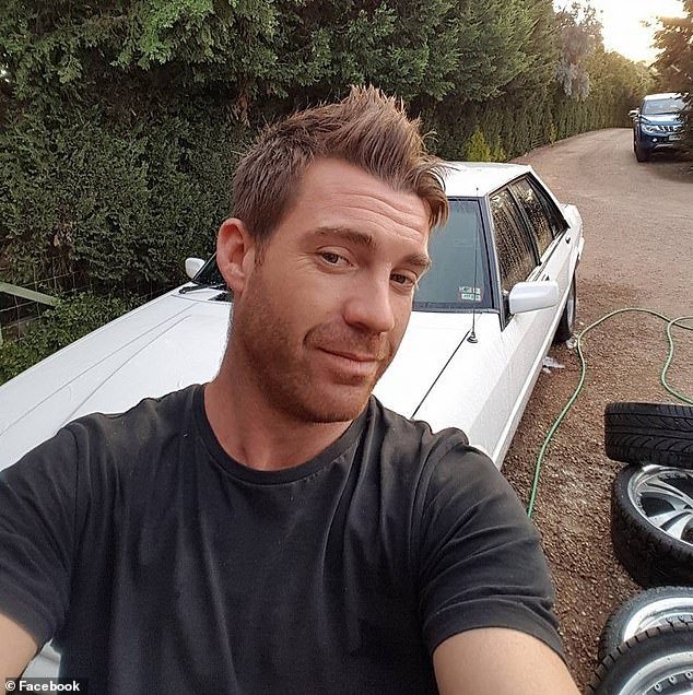 Un trabajador de Jetstar pierde la batalla por su trabajo después de ser despedido y acusado de hacer comentarios despreciables que hicieron que un aprendiz se sintiera “inseguro”