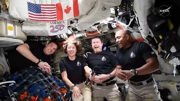 Trump obsequia al astronauta canadiense Artemis II con elogios de la legendaria leyenda del deporte