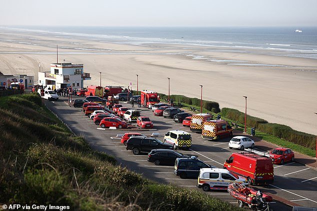 “Piloto de taxi” sudanés acusado de la muerte de cuatro inmigrantes que se ahogaron mientras intentaban cruzar el Canal de la Mancha