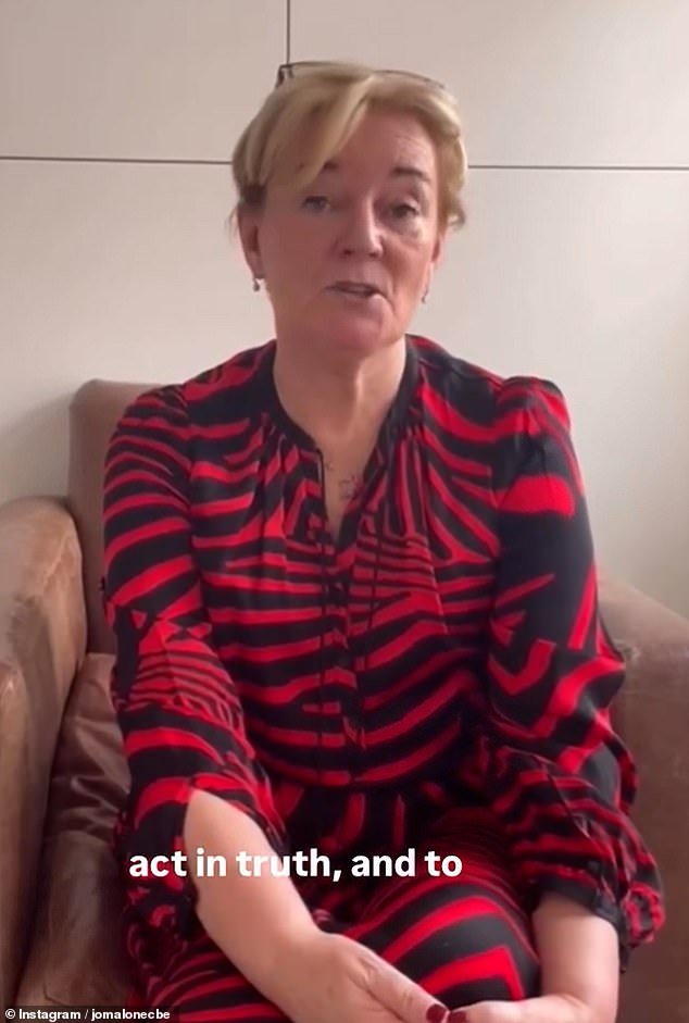 ‘Si no puedo ser yo misma, ¿quién diablos se supone que debo ser?’: la emotiva Jo Malone dice que estaba ‘sorprendida y muy triste’ cuando Estee Lauder la demandó por 200.000 libras esterlinas por usar su nombre en los perfumes de Zara.