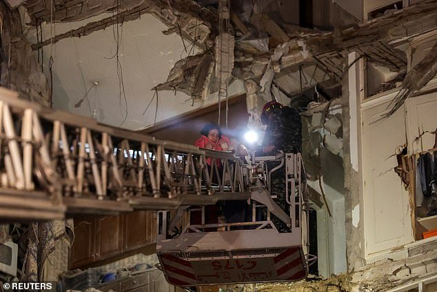 Israel y el Líbano acuerdan conversaciones de paz históricas después de que las FDI lanzaran fuertes ataques contra Hezbolá este año.