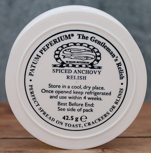 La familia de un tendero victoriano que creó la receta del miedo Gentleman’s Relish se pierde para siempre ya que los fabricantes la cancelan después de 177 años.