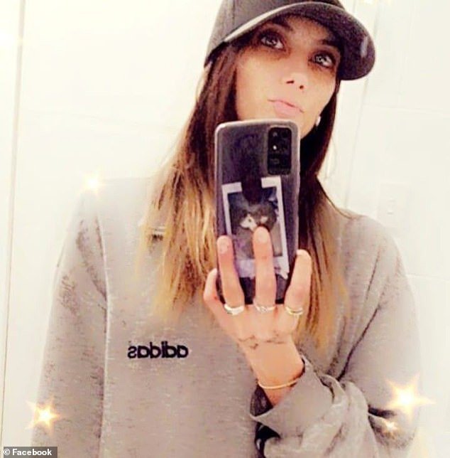 “Esto me rompió”: la hermana devastada de una mujer encontrada muerta durante un viaje en coche de 2.000 kilómetros rompe su silencio, mientras un hombre de 33 años es acusado de asesinato