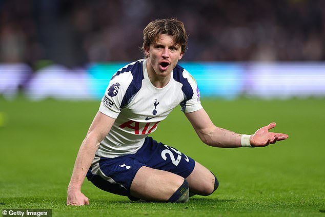 Roberto De Zerbi insta al jugador clave a encontrar su mejor forma y ayudar al Tottenham a evitar el descenso