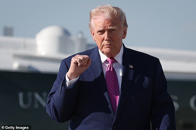 La vil amenaza del hombre a Donald Trump y su hijo Barron llamó la atención de los funcionarios de inteligencia