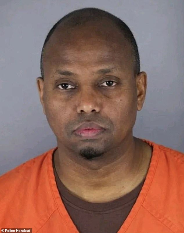 El sospechoso de fraude en Minnesota no se presenta ante el tribunal, lo que pone en duda el caso de Medicaid por 11 millones de dólares