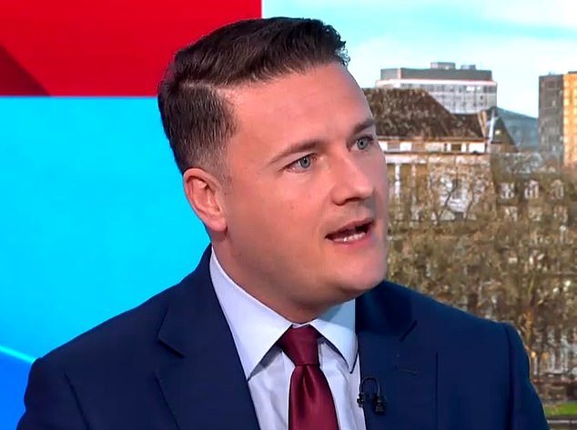 ‘Júzguelo por lo que hace, no por lo que dice’: el laborista Wes Streeting insta a los británicos a ignorar las publicaciones ‘escandalosas’ de Donald Trump mientras admite que las relaciones entre el Reino Unido y Estados Unidos son ‘tensas’.