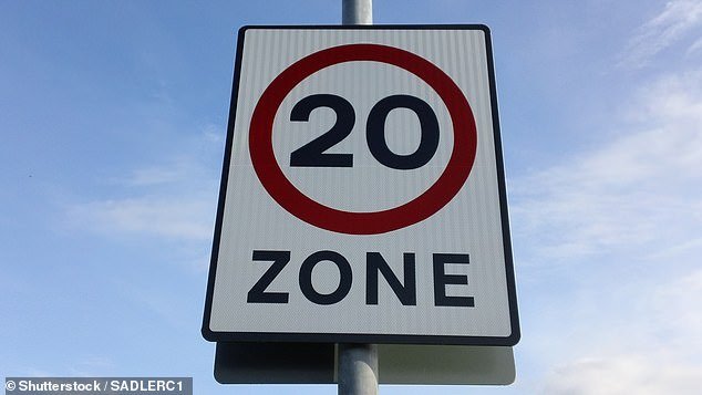 El psiquiatra de 67 años se enfrenta a una prohibición de circulación si vuelve a superar el límite de velocidad de 35 km/h tras superar el límite de velocidad “injustificado e innecesario”