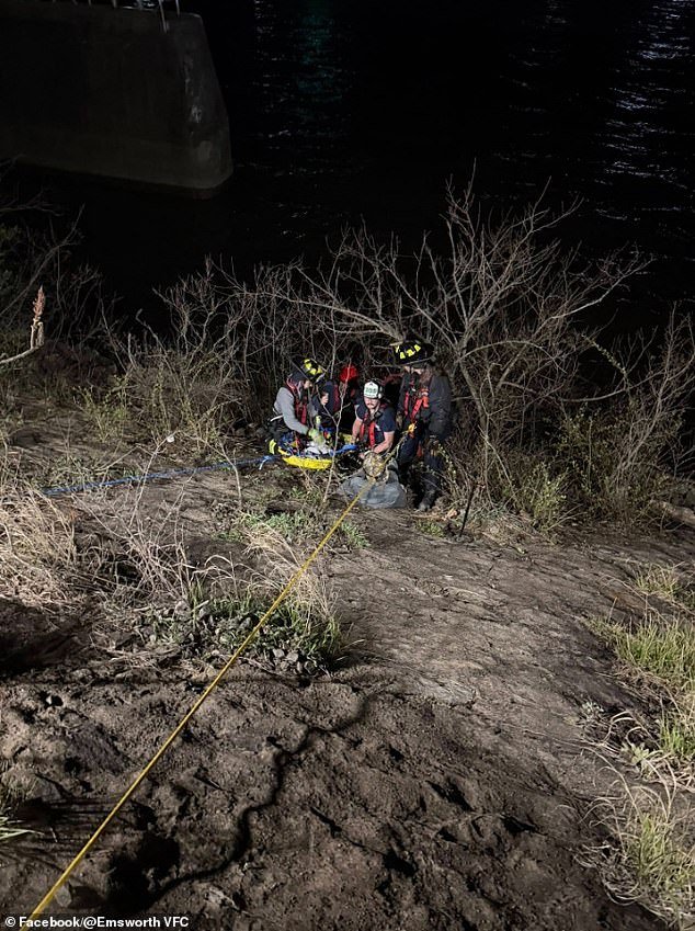 Pescador herido fue dramáticamente rescatado desde 20 pies de ladera abajo