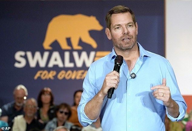 Eric Swalwell dimitirá del Congreso después de criticar las acusaciones de agresión sexual y admitir “errores”