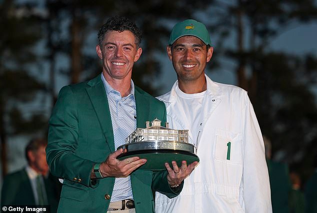 Revelado: la enorme suma que ganó el caddie de Rory McIlroy al ganar el Masters, ya que gana cuatro veces más que Jon Rahm