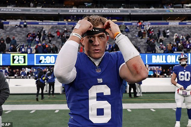 Los New York Giants están contratando un nuevo mariscal de campo para reemplazar a Russell Wilson, mientras que Jaxson Dart se unirá a él para la temporada 2026.