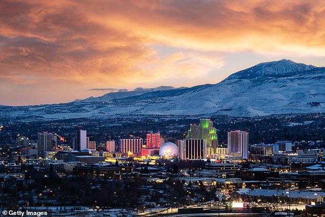 Un enorme terremoto de magnitud 5,7 sacude la “pequeña ciudad más grande del mundo”, Reno, Nevada
