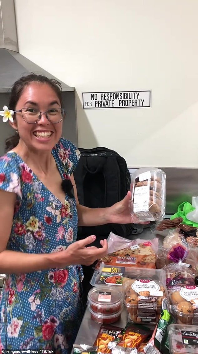 Una madre australiana hace todo lo posible para conseguir una comida gratis durante la crisis del costo de vida, ¿y tú también?