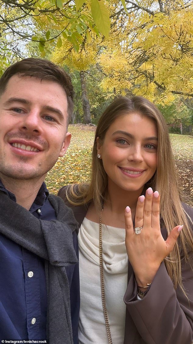 El astro del fútbol anuncia su compromiso mencionando el apodo de ‘Sledge’, que marcó uno de los puntos más bajos de su carrera