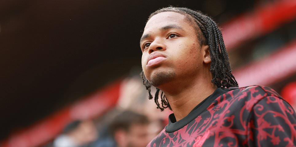 Liverpool vs PSG – Liga de Campeones EN VIVO: último resultado, noticias del equipo y actualizaciones, ya que la ranura podría provocar la victoria sobre Rio, de 17 años, mientras los Rojos buscan otra legendaria remontada europea