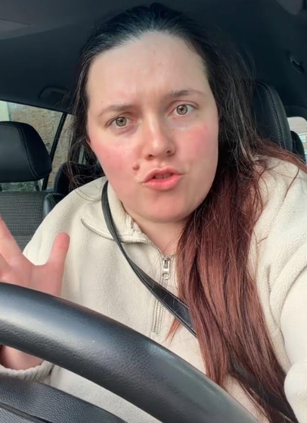 Una suma asombrosa que los “cleanfluencers” de TikTok de Austin recaudan sin dejar de reclamar beneficios de seguridad social: son acusados de abuso infantil debido a una pocilga. Ahora FRED KELLY revela su pasado en las drogas, las visitas a la asistencia social… y lo que le pasó a Bunny