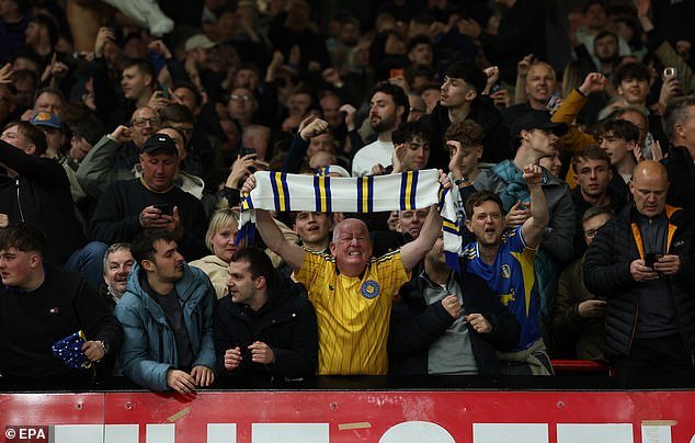 Michael Carrick se arriesga a la ira impulsiva de Sir Jim Ratcliffe después de la derrota del Man United ante el Leeds, y estas son las estrellas que quedaron gravemente expuestas en la aleccionadora derrota, escribe CHRIS WHEELER