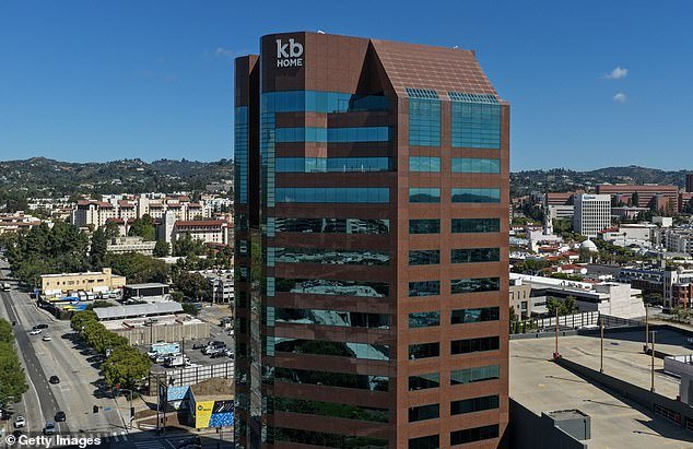 Un constructor de viviendas multimillonario es la última empresa en abandonar California para ir a un estado más “favorable a los negocios”