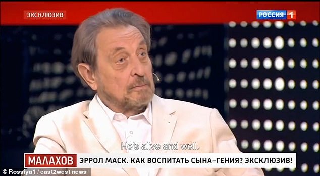 El padre de Elon Musk insiste en que Epstein está vivo y “es absurdo pensar que está muerto”