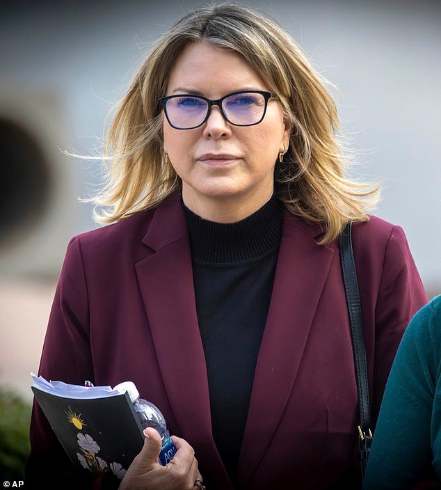 La socialité Rebecca Grossman “escribe una nueva y repugnante carta desde prisión a la madre de dos hermanos que asesinó en su Mercedes, insistiendo en que ELLA es la víctima”