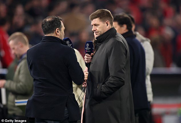 Steven Gerrard predice que el entrenador “perderá su trabajo” después de una decepcionante salida de la Liga de Campeones, pero insiste en que el técnico en apuros no merece ser despedido